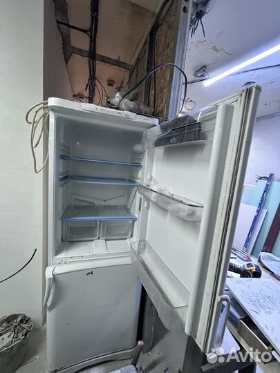 Холодильник