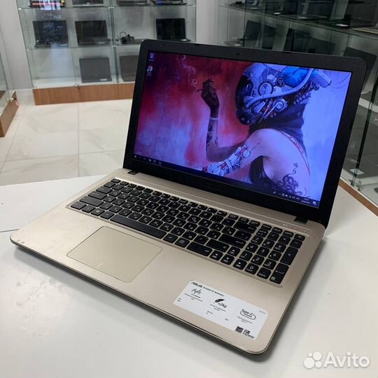Ноутбук Asus (Core i3-5th/ 8gb ram/ SSD 120gb)