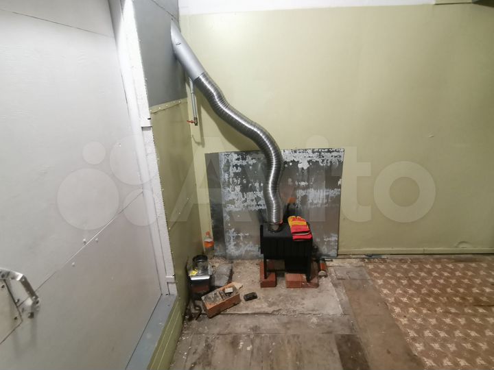 Гараж, > 30 м²