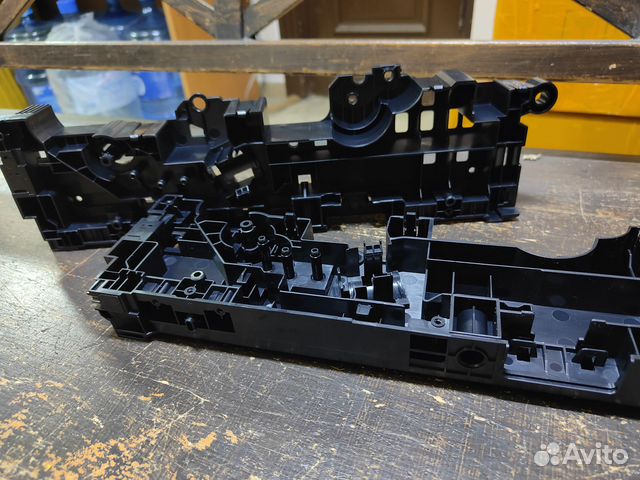 302LV02040 Направляющая кассеты (правая) новая купить в Москве с ...