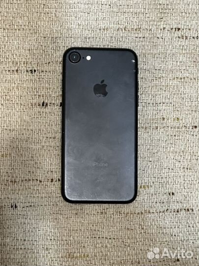 iPhone 7, 32 ГБ