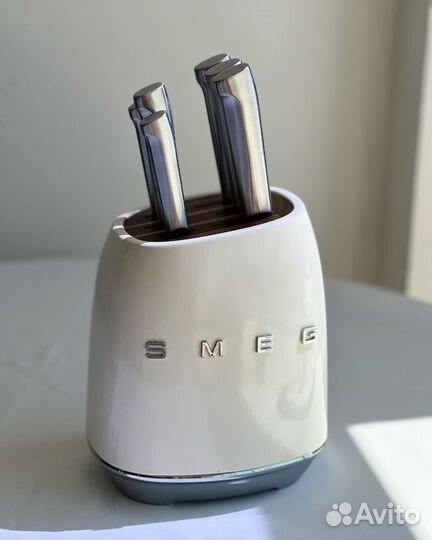 Набор ножей Smeg