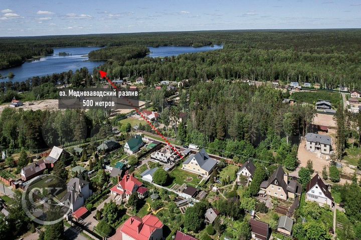 Дом 312 м² на участке 12 сот.