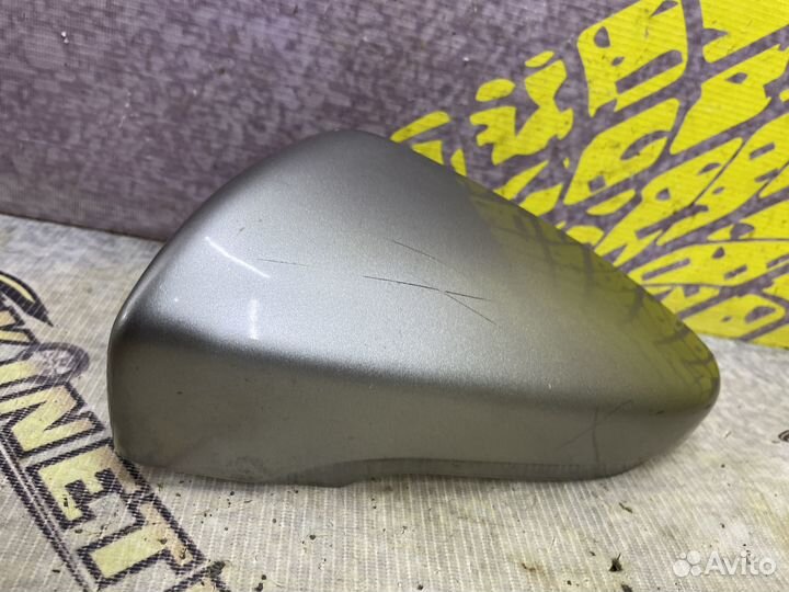 Накладка левого зеркала под повторитель Granta