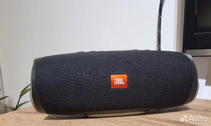 Колонка jbl charge 4 чёрная
