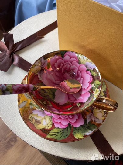 Чашка с блюдцем