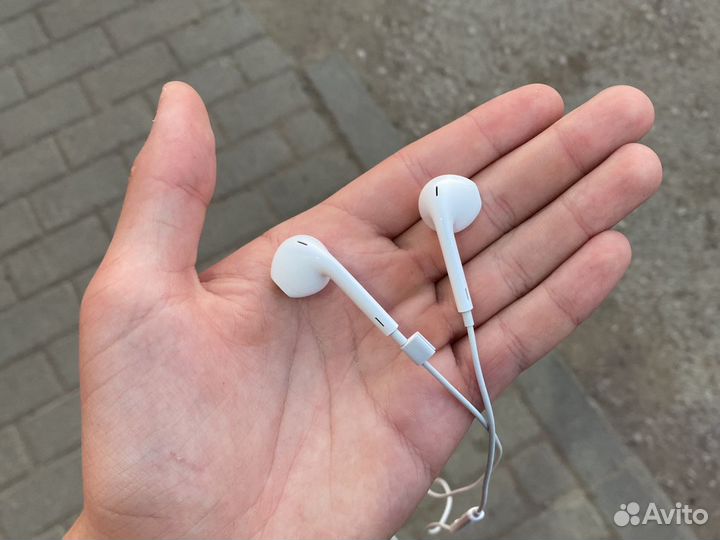 Earpods lightning новые оригинал
