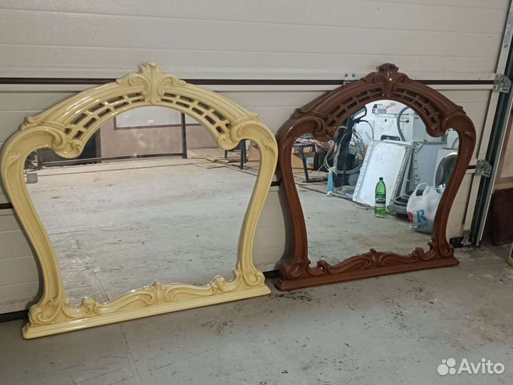 Два зеркала в раме настенное / настольное Доставка