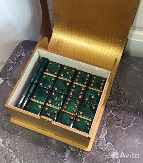 Игра домино из ювелирной смолы