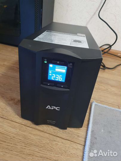 Ибп APC Smart-UPS C1500