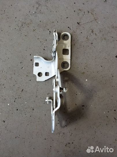 Петля капота правая Mercedes GLS 166 X166