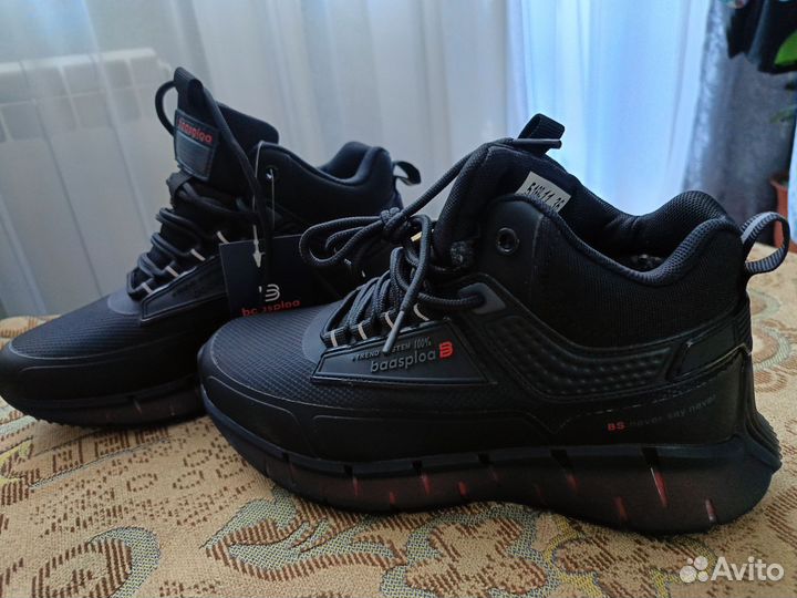 Новые ботинки зимние