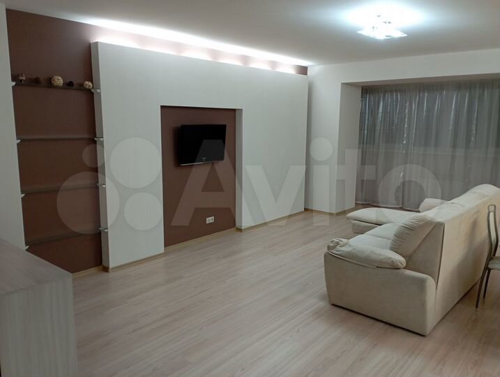 2-к. квартира, 75 м², 8/9 эт.
