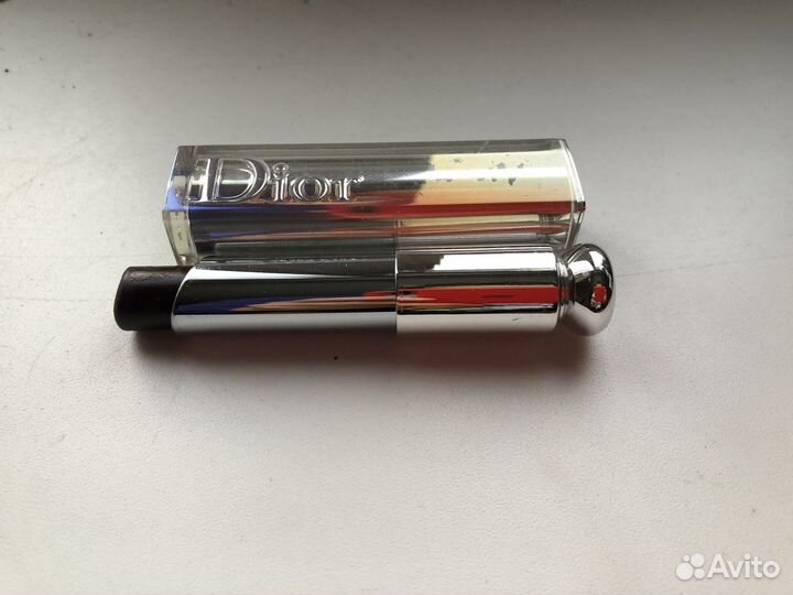 Помада для губ