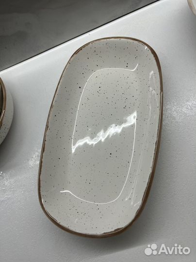 Тарелки и блюда