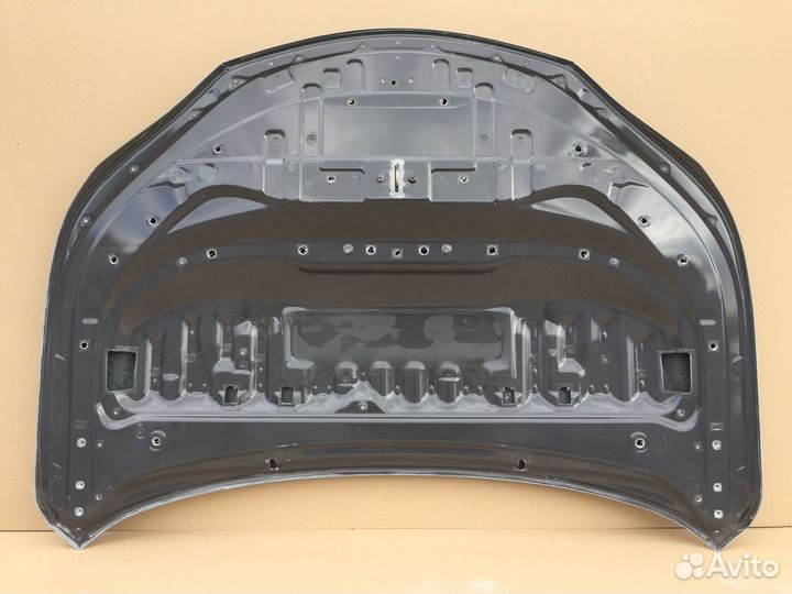 Капот на Lexus NX с жабрами