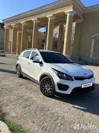 Kia Rio X-Line 1.4 AT, 2018, 130 000 км