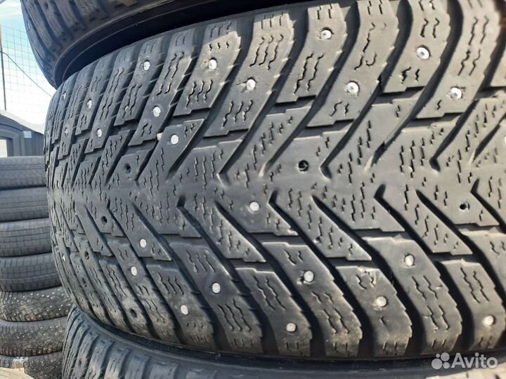 Nokian Tyres Hakkapeliitta 8 215/65 R16 99T