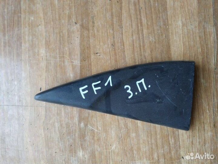 Накладка двери задняя правая Ford Focus 1 1.8 2003