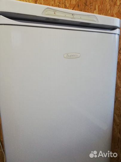 Морозильная камера бирюса 146