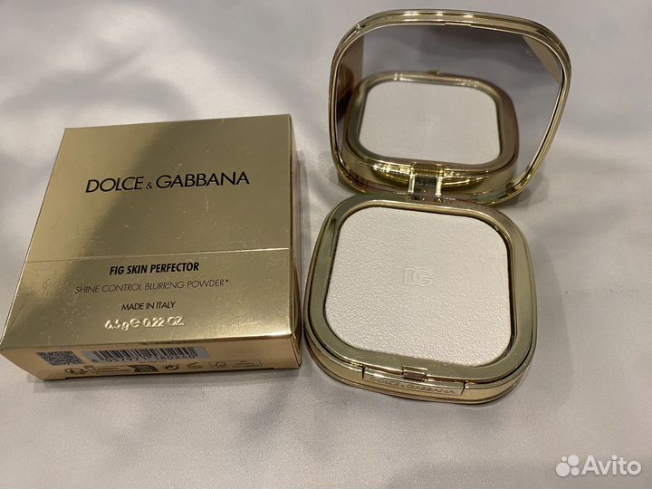 Dolce gabbana пудра универсальная