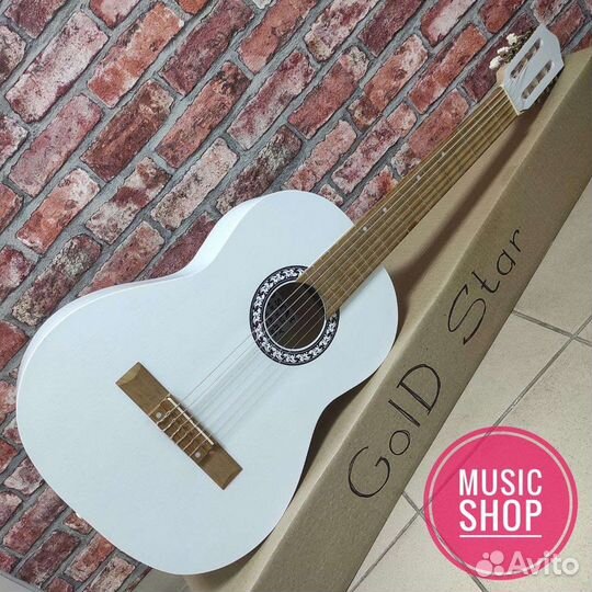 Гитара классическая с нейлоновыми струнами новая