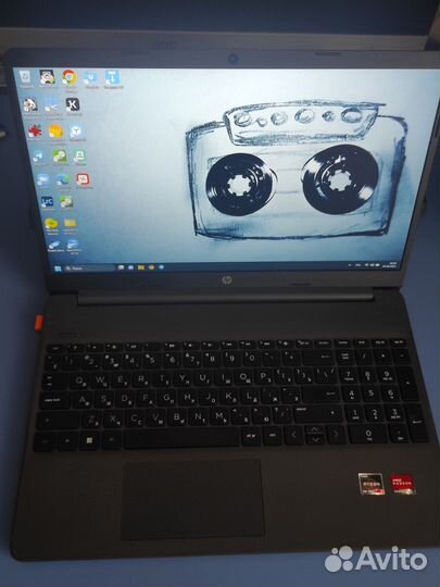 Ноутбук HP Laptop 15.6 IPS Ryzen 3 4300U 8GB 256GB