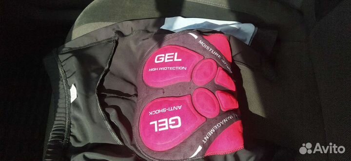 Велосипедные шорты новые (M)