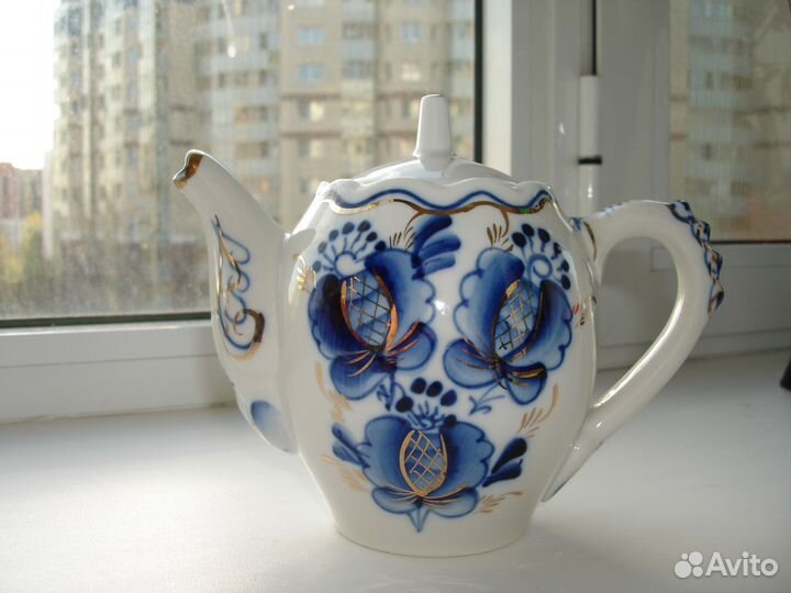Чайник. Гжель. Позолота. СССР Экспортный вариант