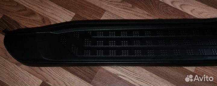 Накладка подножки левая Toyota Sequoia 2007-20017