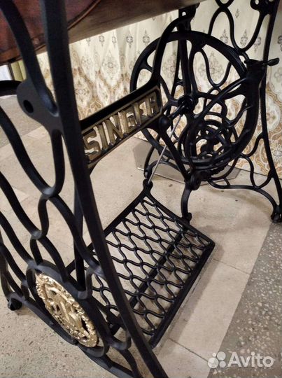 Швейная машинка 