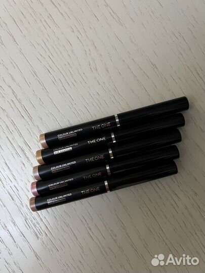 Тени для век новые