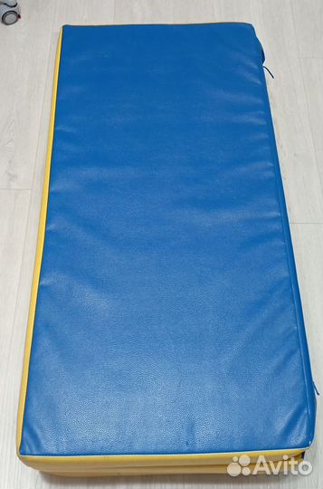 Мат гимнастический складной
