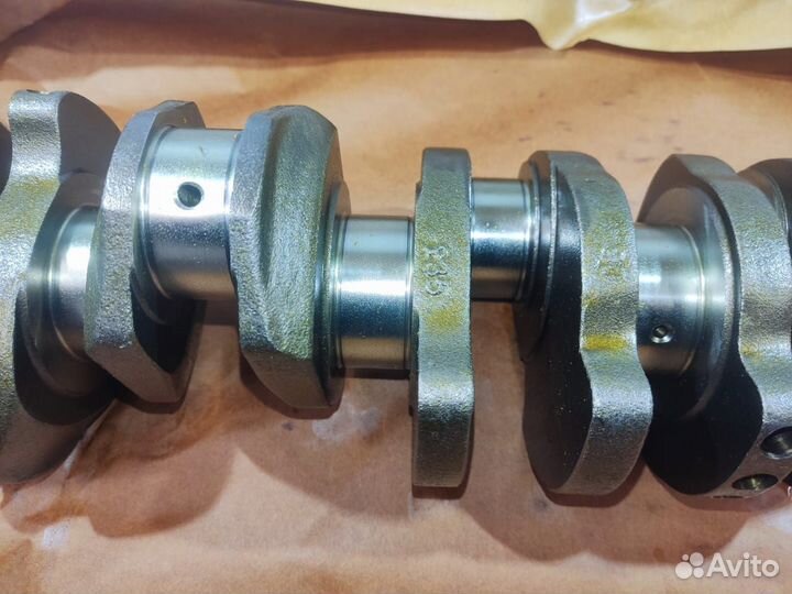 Коленвал BMW N57 B57 новый 7799970 N57D30