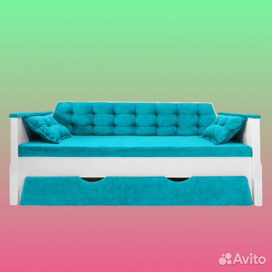 Кровать с каретной стяжкой