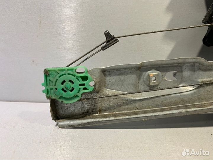 Стеклоподъемник передний левый Peugeot 308 EP6