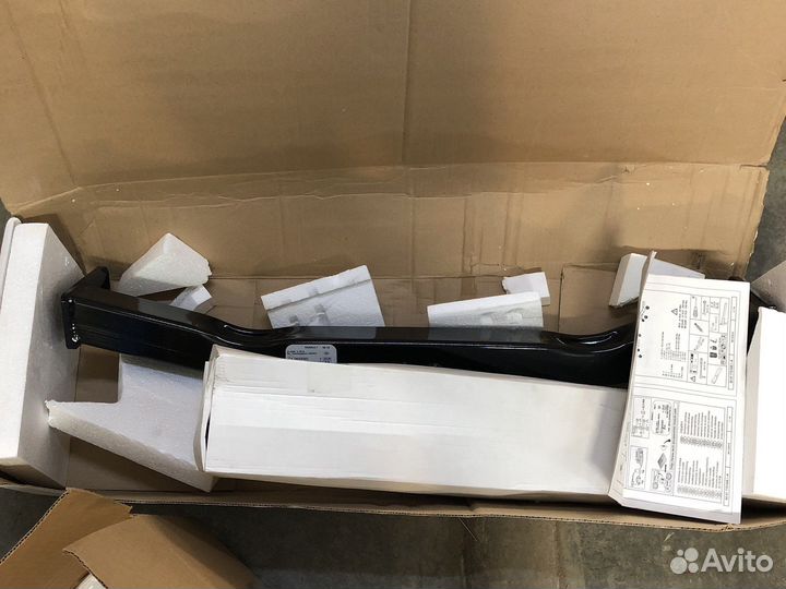 Фаркоп аркана оригинальный 8201719648