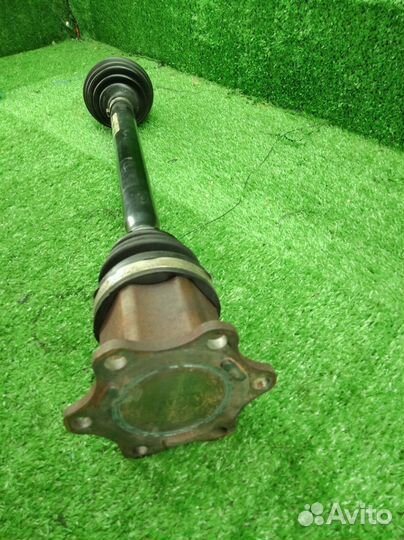 Приводной вал Audi A4 B7 Quattro 2.0T левый 4030