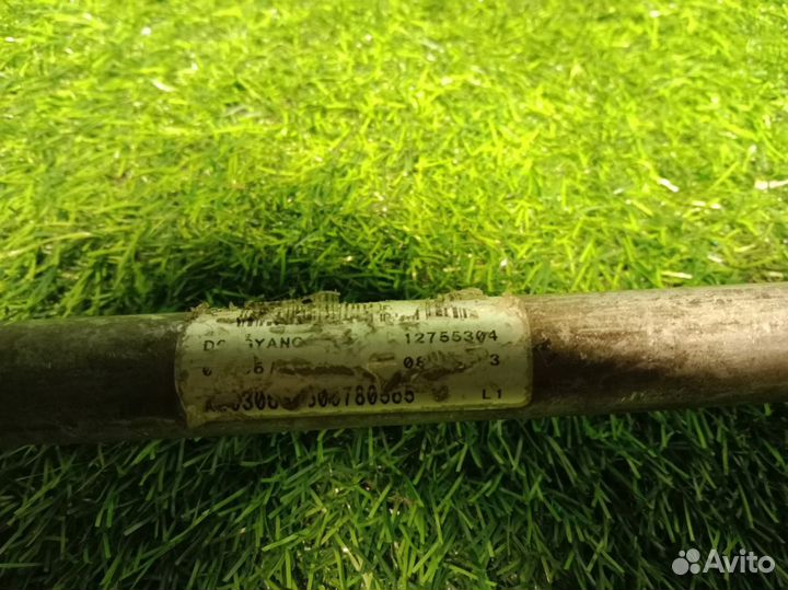 В наличии:Трапеция стеклоочистителей Saab 9-3