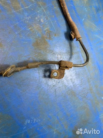 Датчик ABS задний правый Subaru Impreza GD 2001