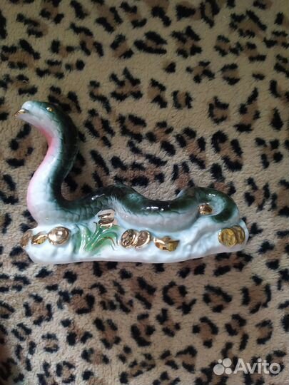 Статуэтки: Панда, баран, змея, черепашки