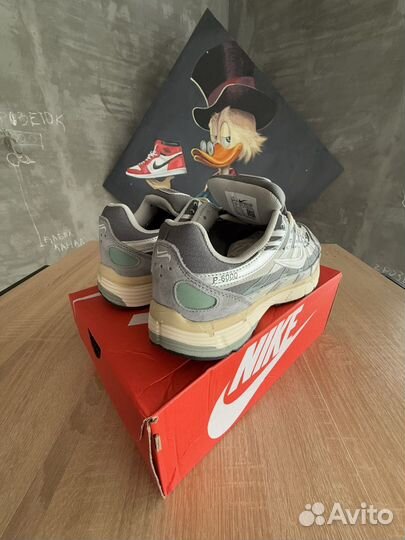 Кроссовки весенние Nike