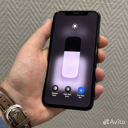 iPhone X, 64 ГБ