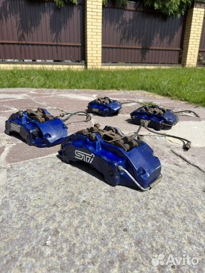 Суппорты 6pot+4pot brembo Subaru