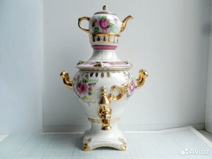 Самовар с чайником и сахарница, гжель