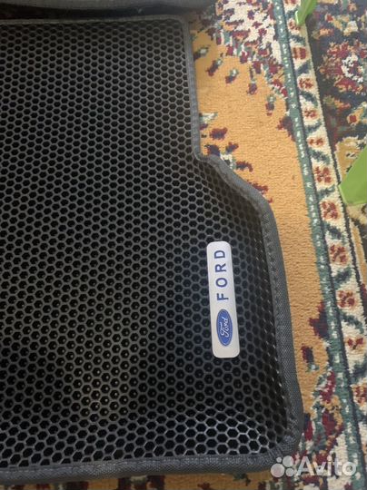 Коврики EVA 3d с бортами ford focus 2 + шильдики
