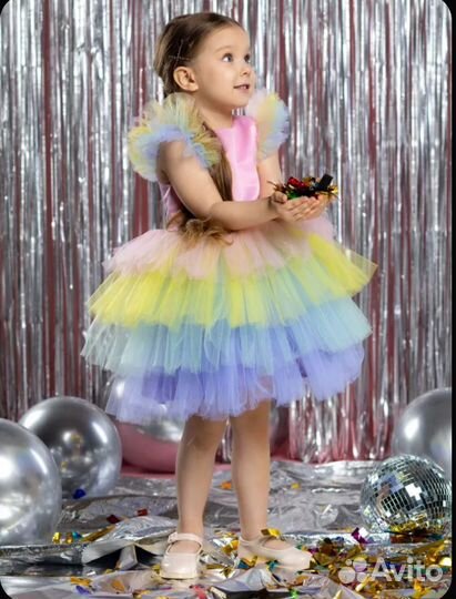 Нарядное платье для девочки 104-110