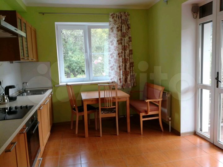 Дом 180 м² на участке 25 сот.