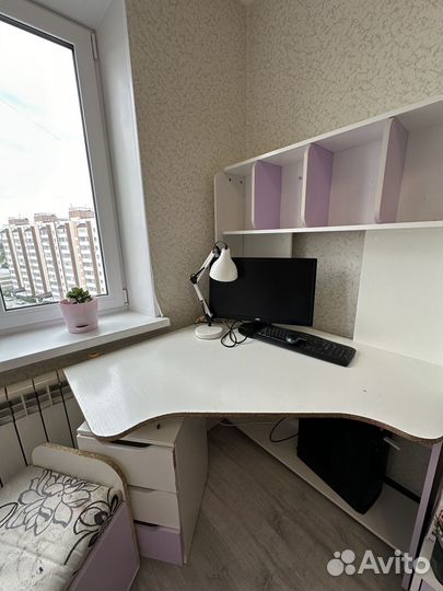 Компьютерный стол