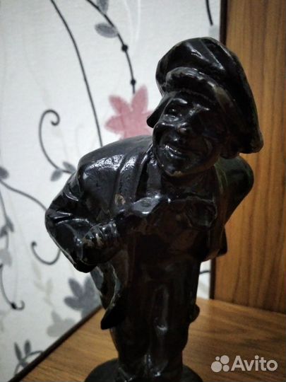 Чугунный клоун Олег Попов